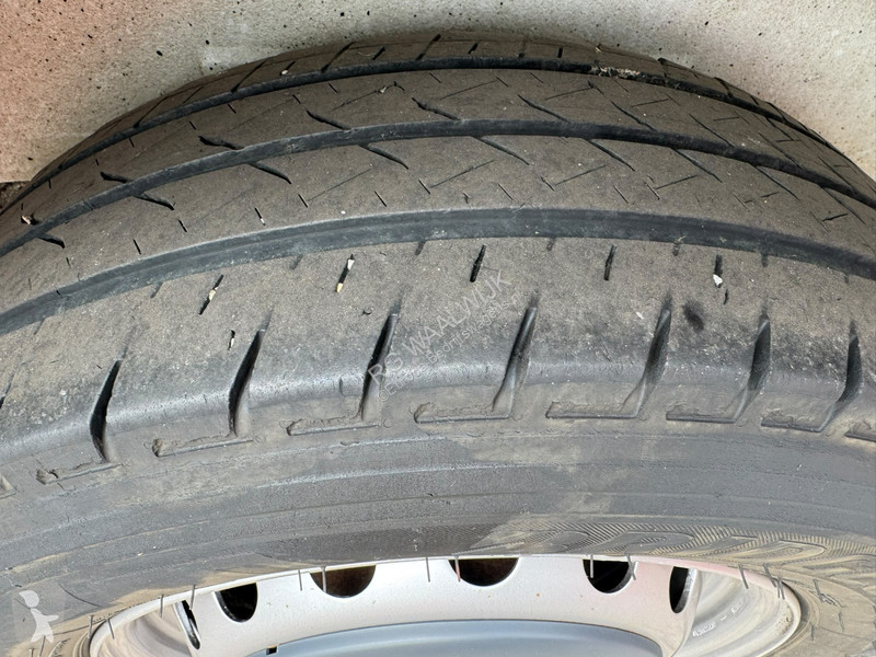 Furgoneta Renault ATP 10-2029 Thermo King