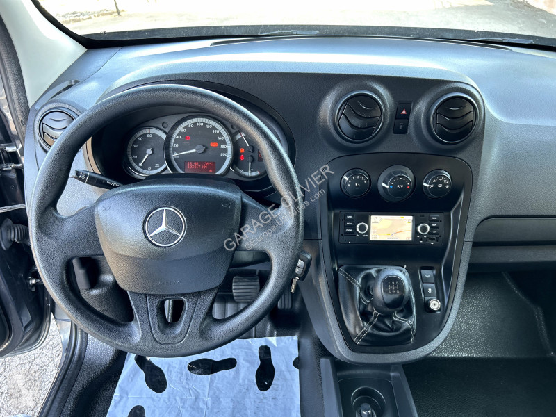 Véhicule utilitaire Mercedes Mixto Extra Long...
