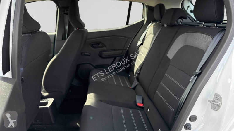 Лекотоварен автомобил Dacia SANDERO