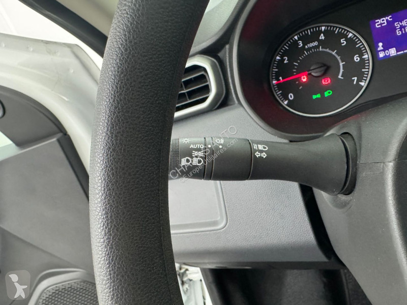 Véhicule utilitaire Dacia 1.0 TCe 90 Essentiel