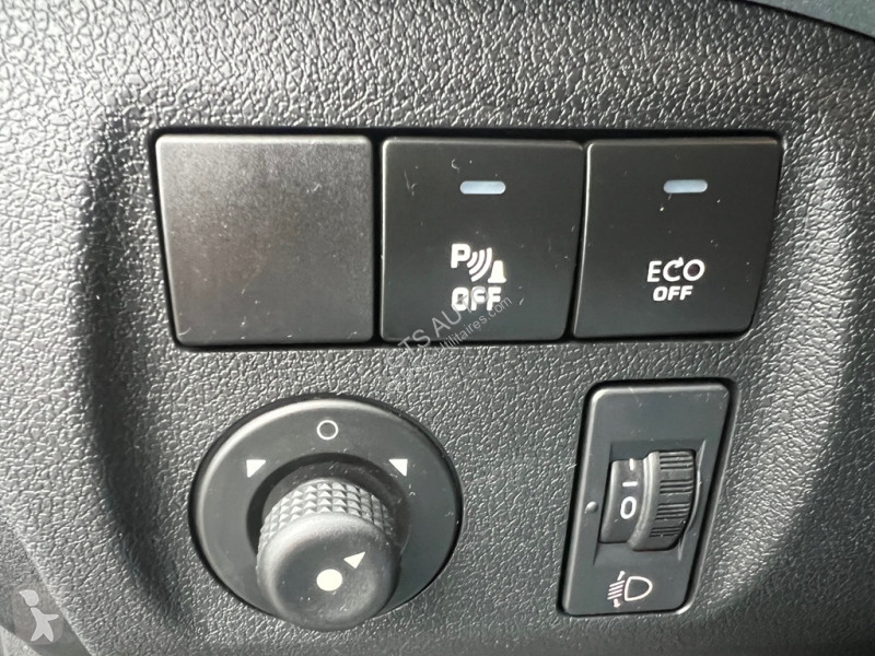 عربة نفعية Citroën BERLINGO PURETECH 110CH...