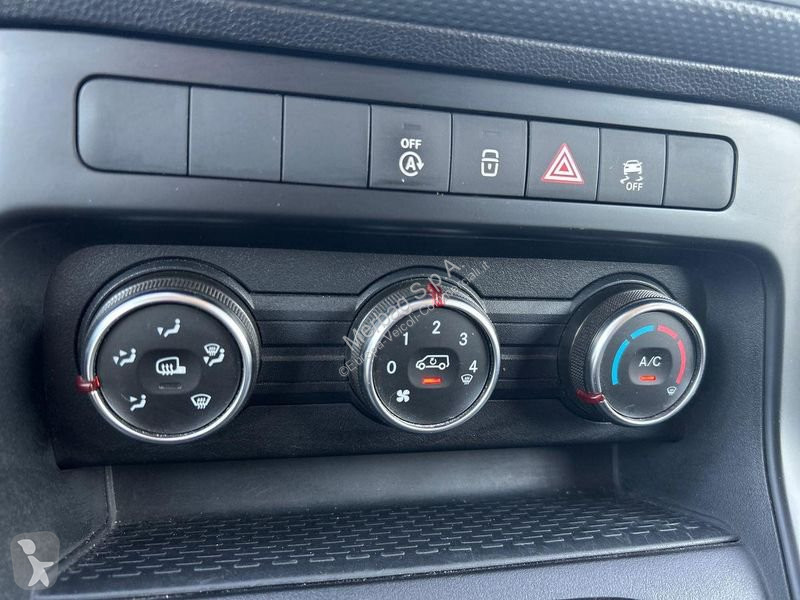 Veicolo commerciale Mercedes 112 cdi furgone Long
