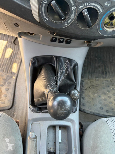 عربة نفعية Toyota Pick-Up Truck - 4x4 - Manual...