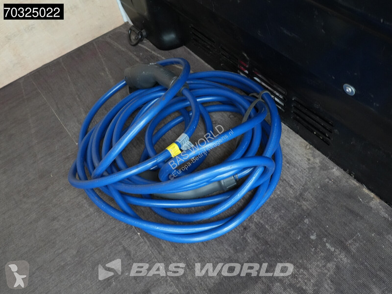 عربة نفعية Ford Elektrisch 68kWh 317km WLTP...