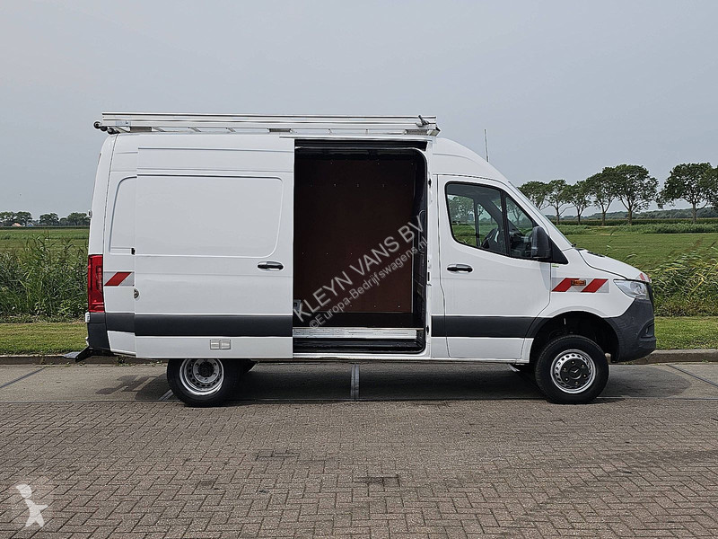 Samochód dostawczy Mercedes 516 CDI 4X4 ALLRAD...