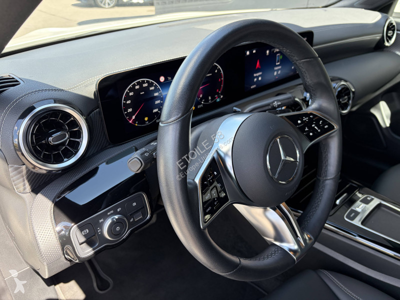 عربة نفعية Mercedes CLA Shooting Brake 180 d...