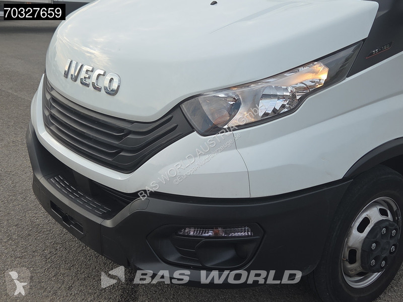 Furgoneta Iveco 35C16 3.0L Ladebordwand 160PS...
