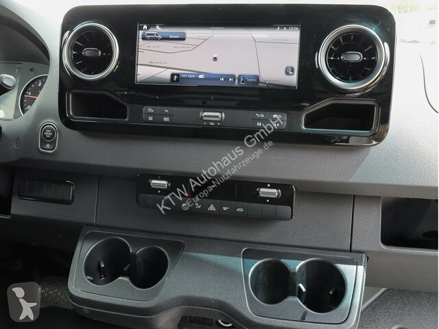 Véhicule utilitaire Mercedes Sprinter 317...