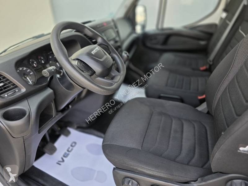 عربة نفعية Iveco