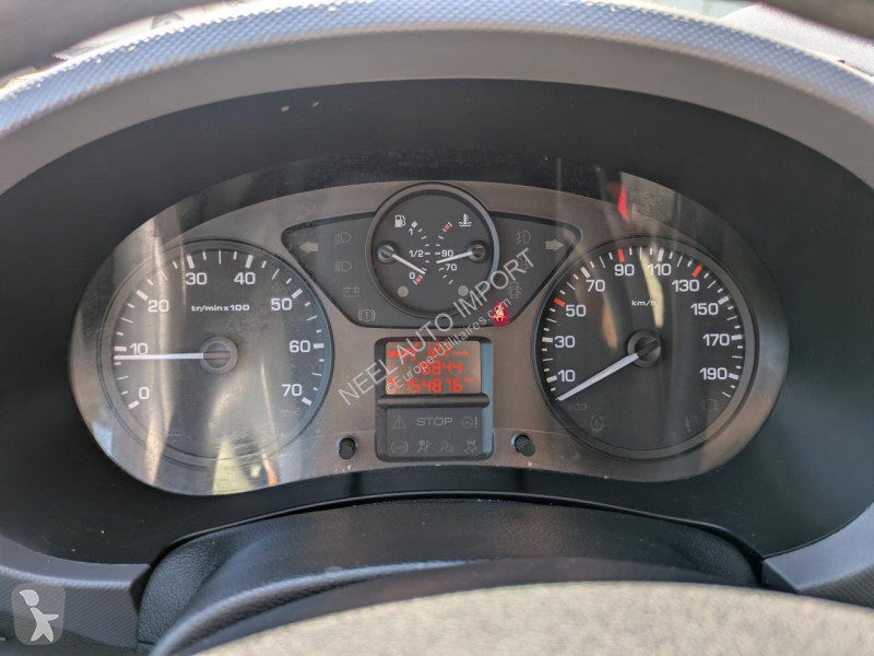 Véhicule utilitaire Citroën BERLINGO II 1.6...