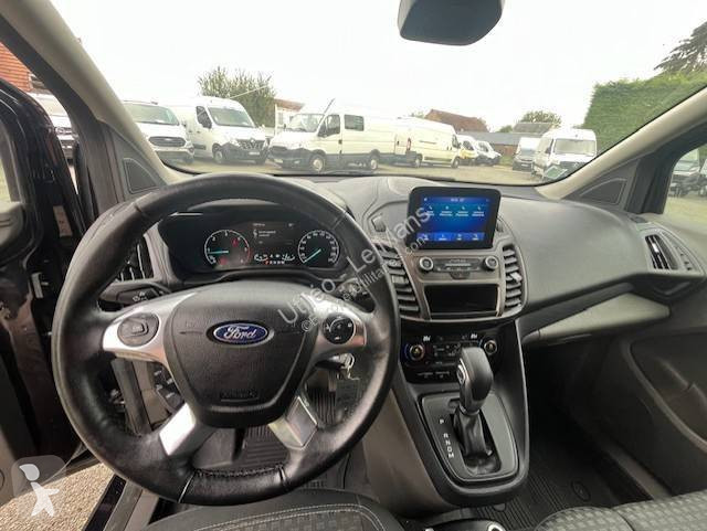 Samochód dostawczy Ford