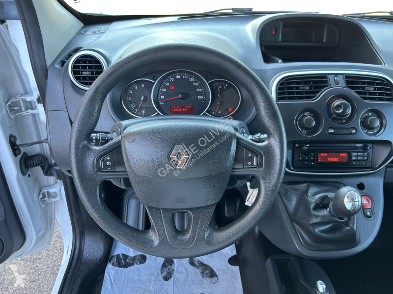 Véhicule utilitaire Renault 1.5 Blue dci 95...