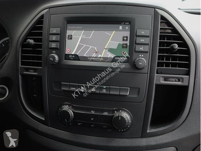 Véhicule utilitaire Mercedes Vito 114...