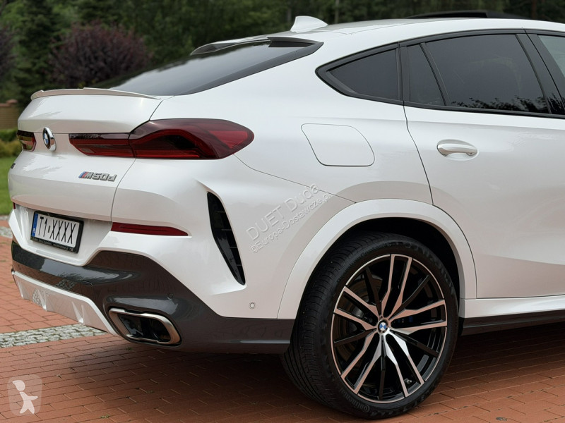Samochód dostawczy BMW X6