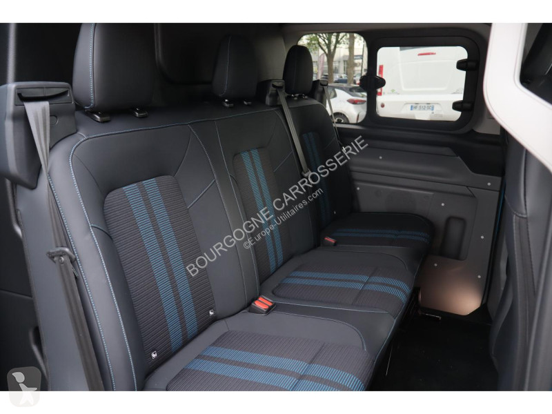 Véhicule utilitaire Ford TRANSIT CUSTOM 2.0...