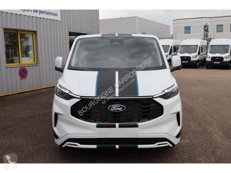 Véhicule utilitaire Ford TRANSIT CUSTOM 2.0...