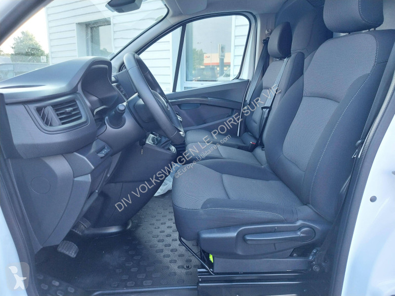 Nyttofordon Renault TRAFIC FGN L1H1 2800 KG...