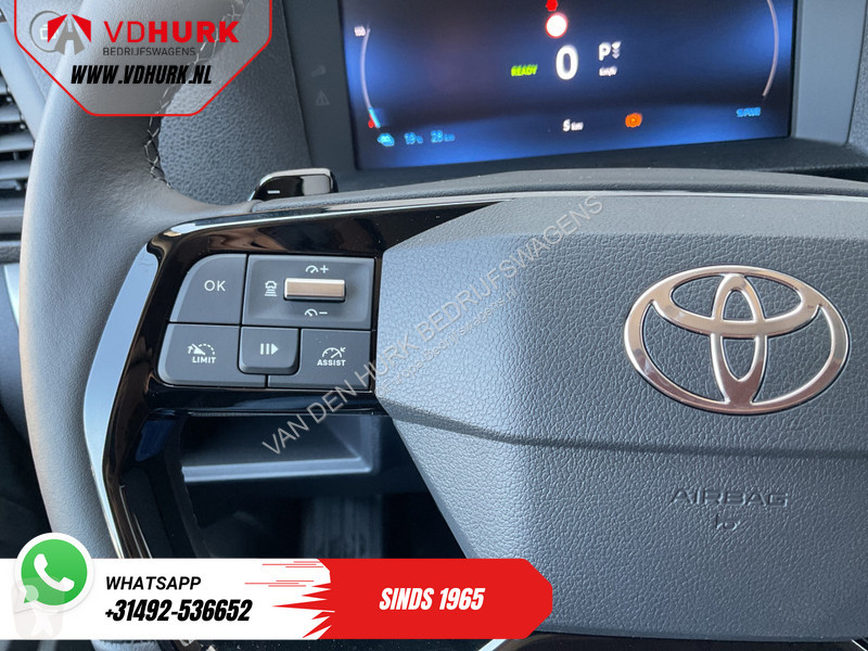 Samochód dostawczy Toyota 230 km WLTP...