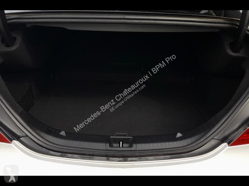 Véhicule utilitaire Mercedes CLA 220 d...