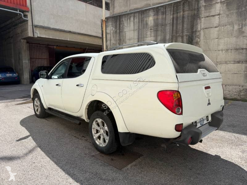 Furgoneta Mitsubishi