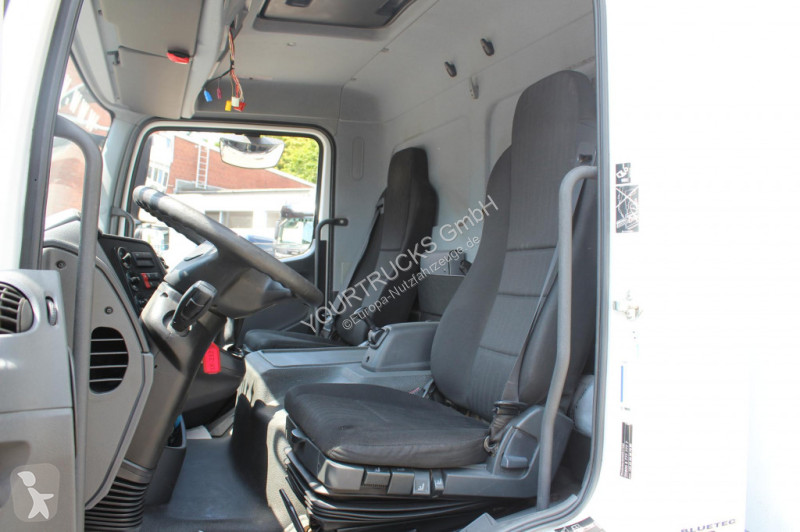 Mercedes 816 Koffer 6,12m Schalter 179 Tkm...