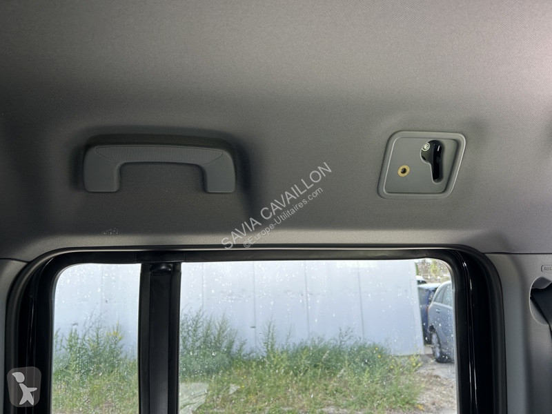 Grenadier 3.0 Turbo D Utility Wagon Fieldmaster...