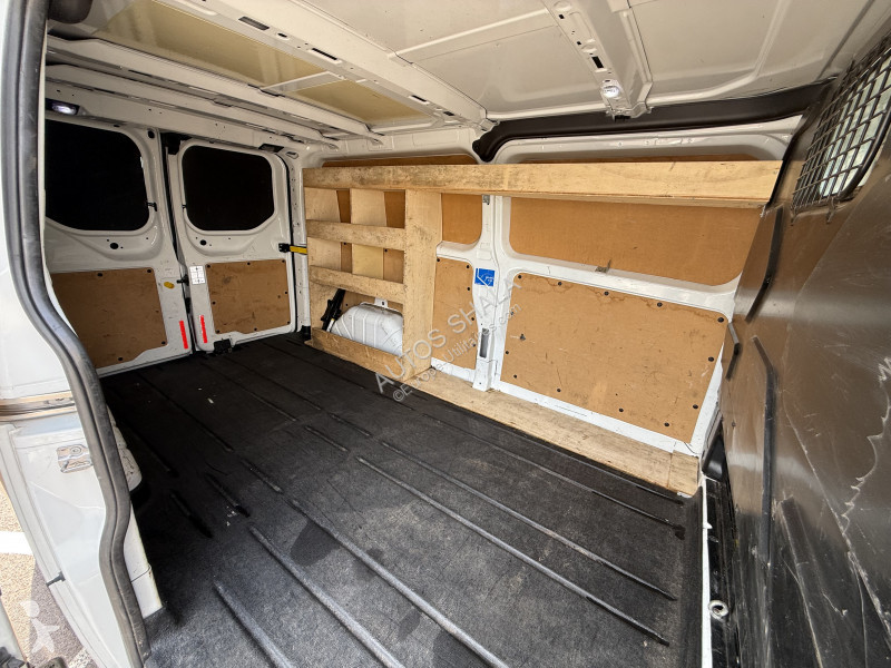 Véhicule utilitaire Ford TRANSIT CUSTOM FG 270...