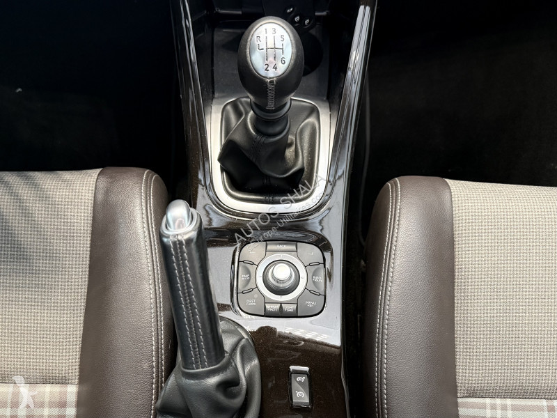 عربة نفعية Renault MEGANE III COUPE 1.4 TCE...
