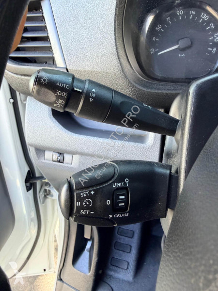 عربة نفعية Toyota LONG 120 D-4D BVM6 DYNAMIC