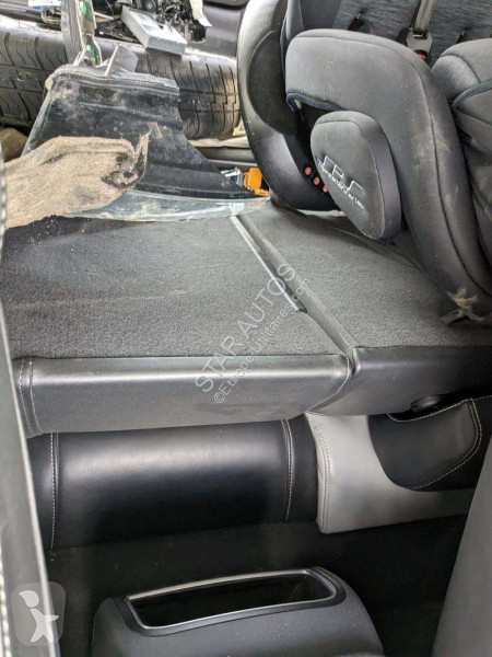 عربة نفعية Audi