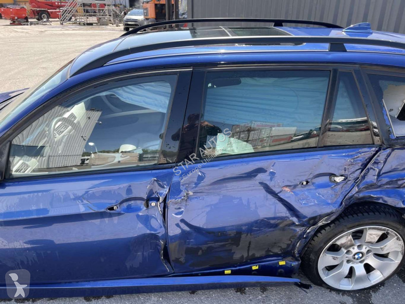 عربة نفعية BMW