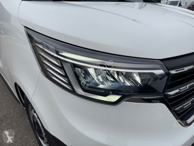 Véhicule utilitaire Renault L2H1 2.0 BLUE DCI...
