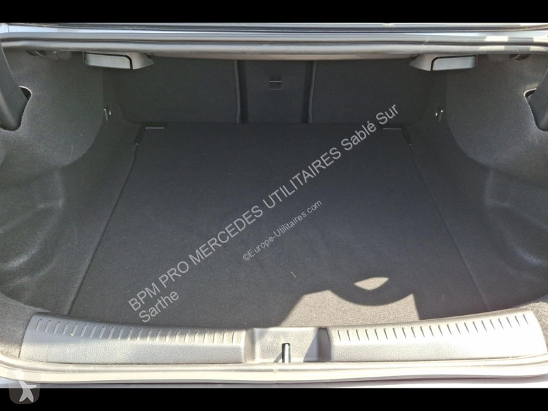 عربة نفعية Mercedes CLA 200 d 150ch AMG Line...