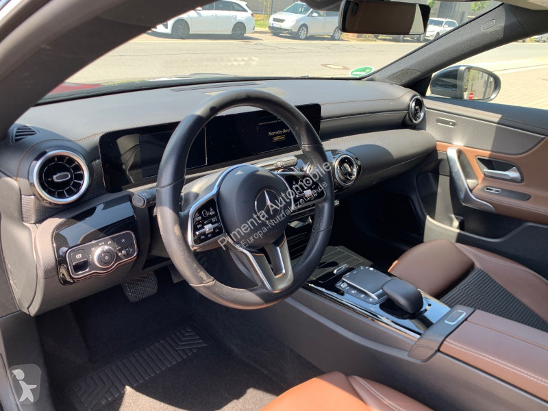 عربة نفعية Mercedes CLA  Shooting...