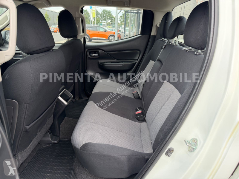 عربة نفعية Mitsubishi D/C 220DI-D M-PRO...
