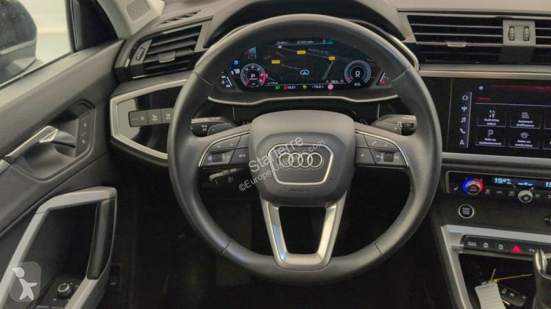Audi Q3 Transporter