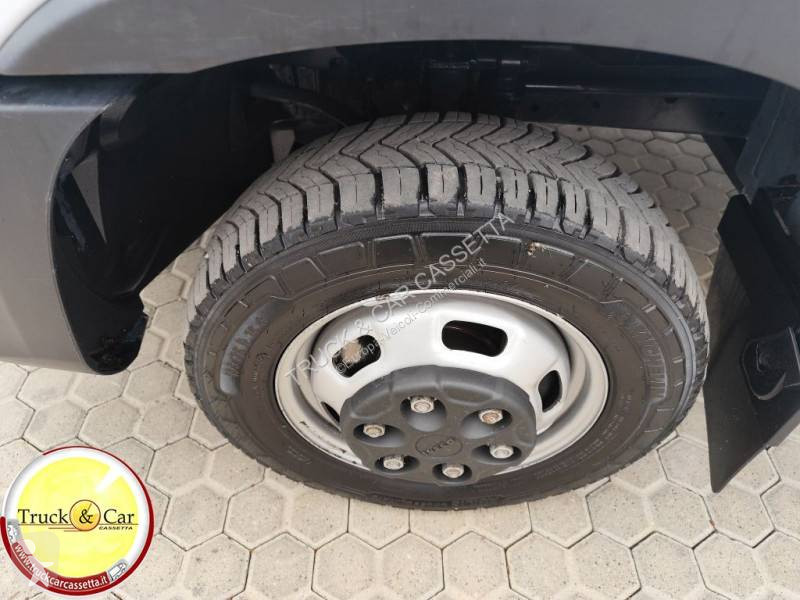 Furgoneta Iveco