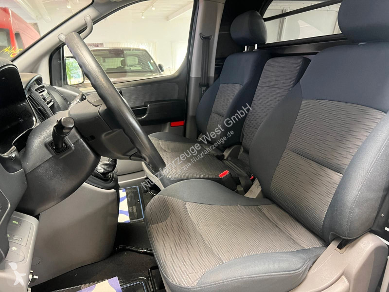 Samochód dostawczy Hyundai H-1  2,5 CRDI...