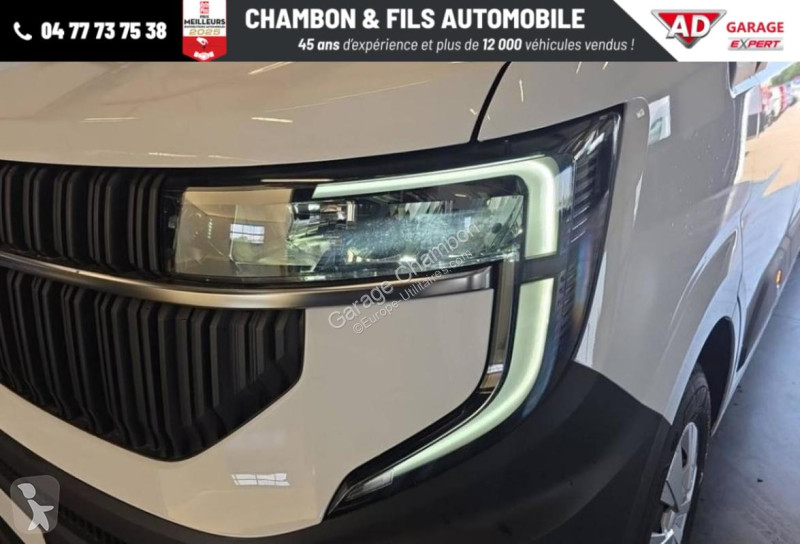 عربة نفعية Renault Fourgon BLUE DCI 150 L3H2...