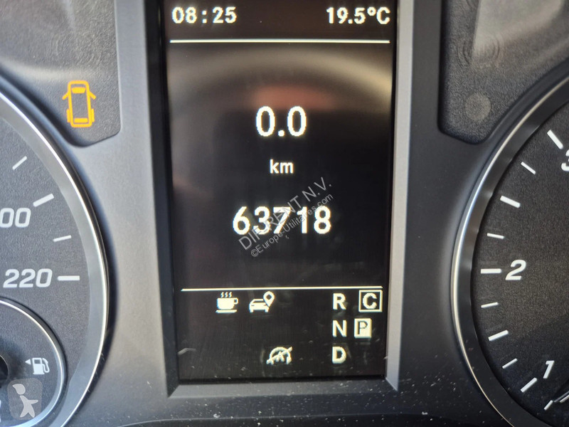عربة نفعية Mercedes Vito