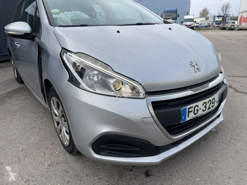 عربة نفعية Peugeot