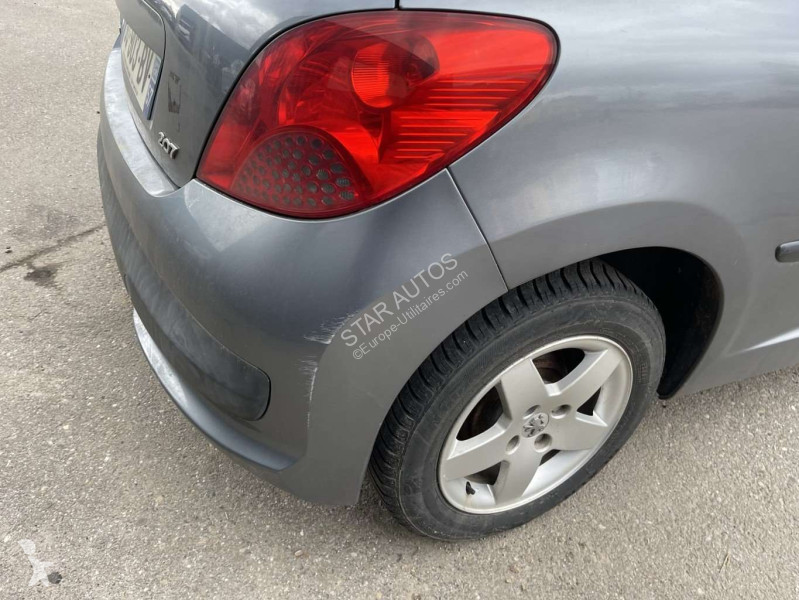 Véhicule utilitaire Peugeot