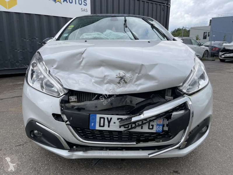عربة نفعية Peugeot