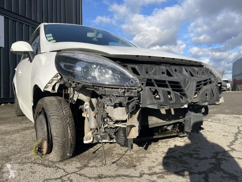 عربة نفعية Renault