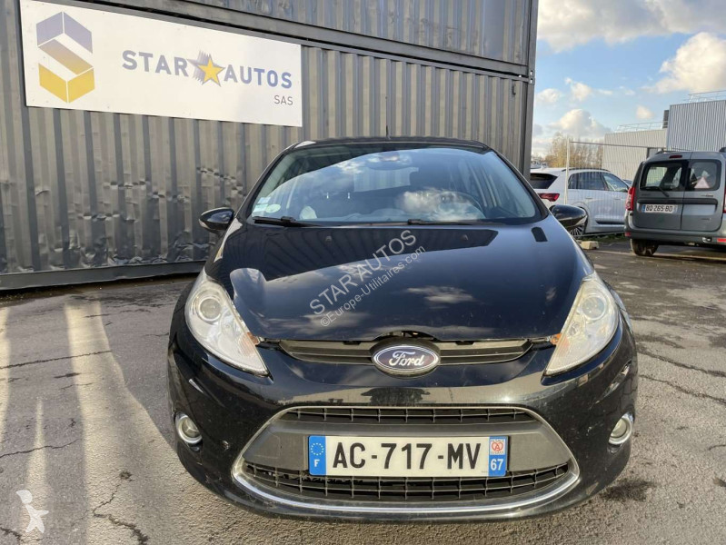 Véhicule utilitaire Ford