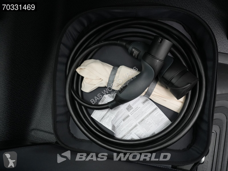 Véhicule utilitaire Mercedes Elektrisch 66kWh...