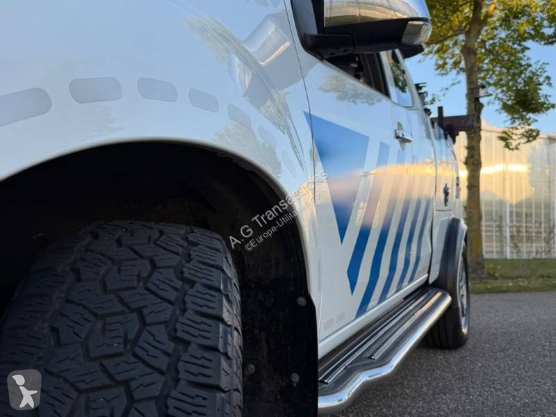 Furgoneta Isuzu