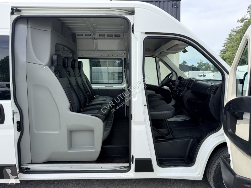 Furgoneta Peugeot BOXER FG 335 L3H2 2.0 BLUEHDI...