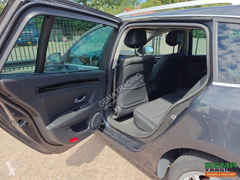 عربة نفعية Renault 4x2 Euro 5 - 5 Seats -...