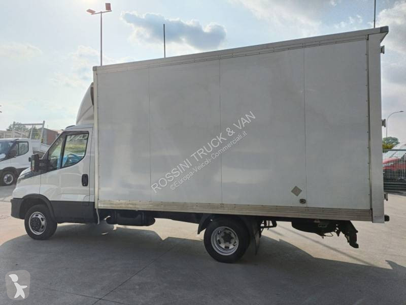Furgoneta Iveco